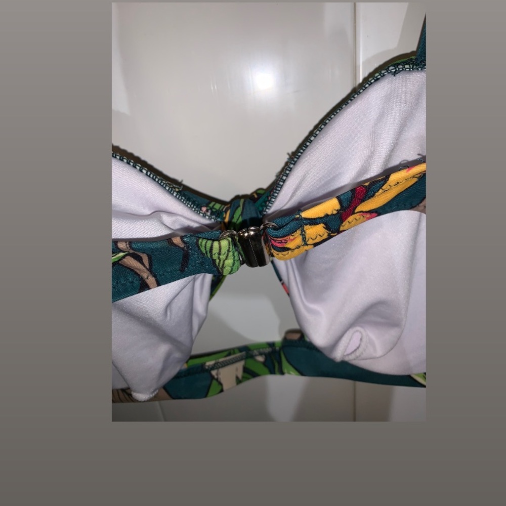 Bikini top - Picture 2 of 2